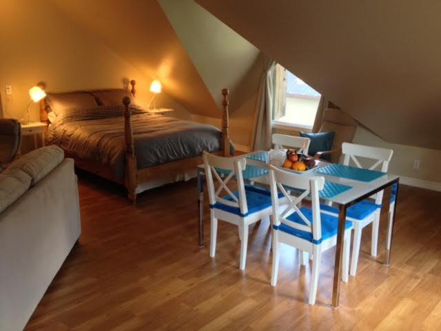Merrickville Guest 4*
